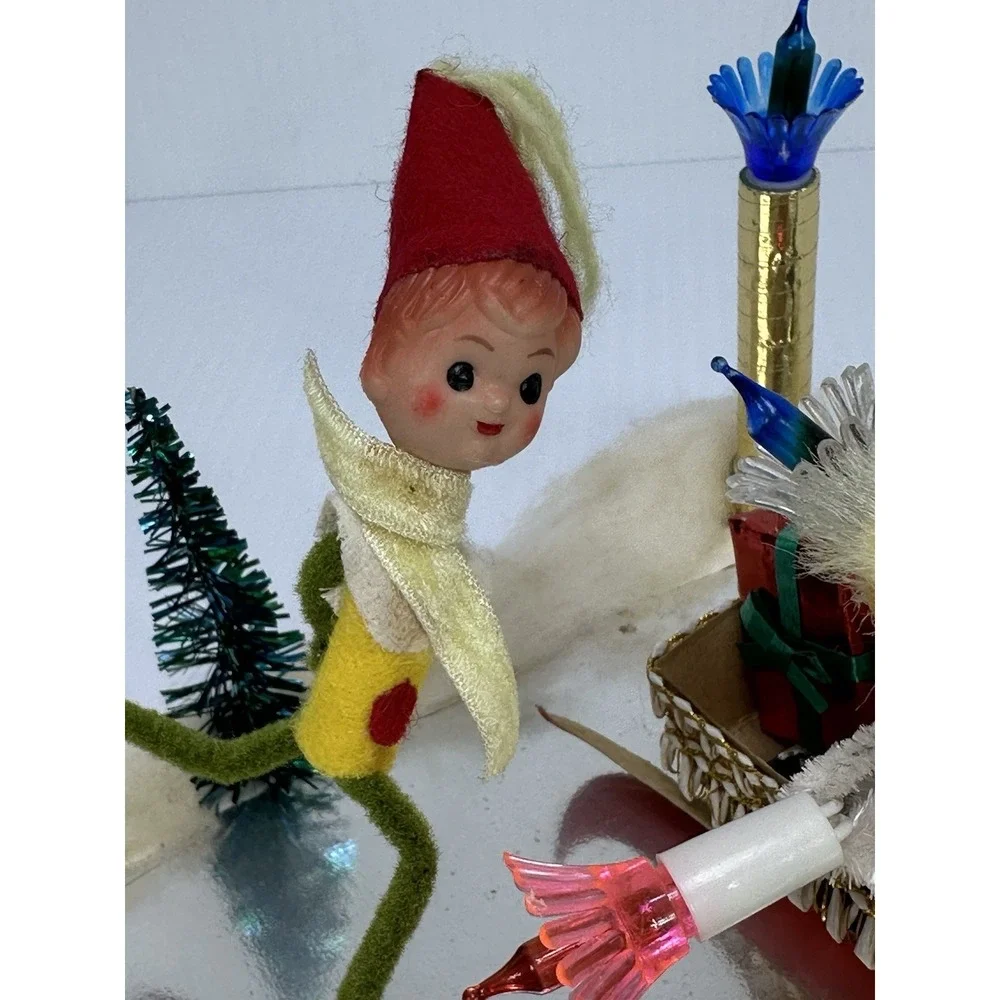 Vintage Pixie Diorama Illuminated Skating Rink Style NO 588 Christmas Japan Box